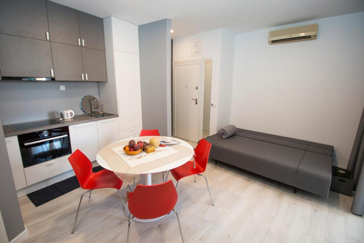 Apartman Gusar -Top Position, Close To The Center And The Beach, Fully Equipped Омиш Экстерьер фото